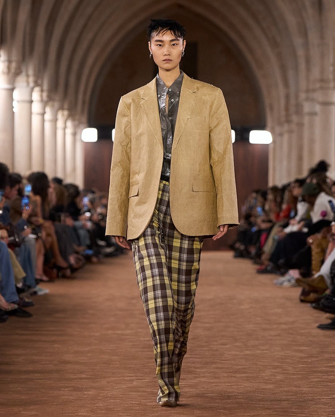 Acne Studios SS26
@acnestudios 

Casting @piergiorgio @clubjuliun @abi_corbett 

@johnnyjohansson 
@tamararothstein1 
@anthonyturnerhair 
@karinwesterlundd