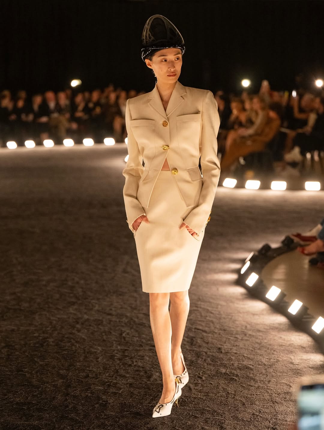 Casting by DM for @schiaparelli by @danielroseberry SS26 Show

@piergiorgio 
@_mariechaix_ 
@guidopalau 
@patmcgrathreal