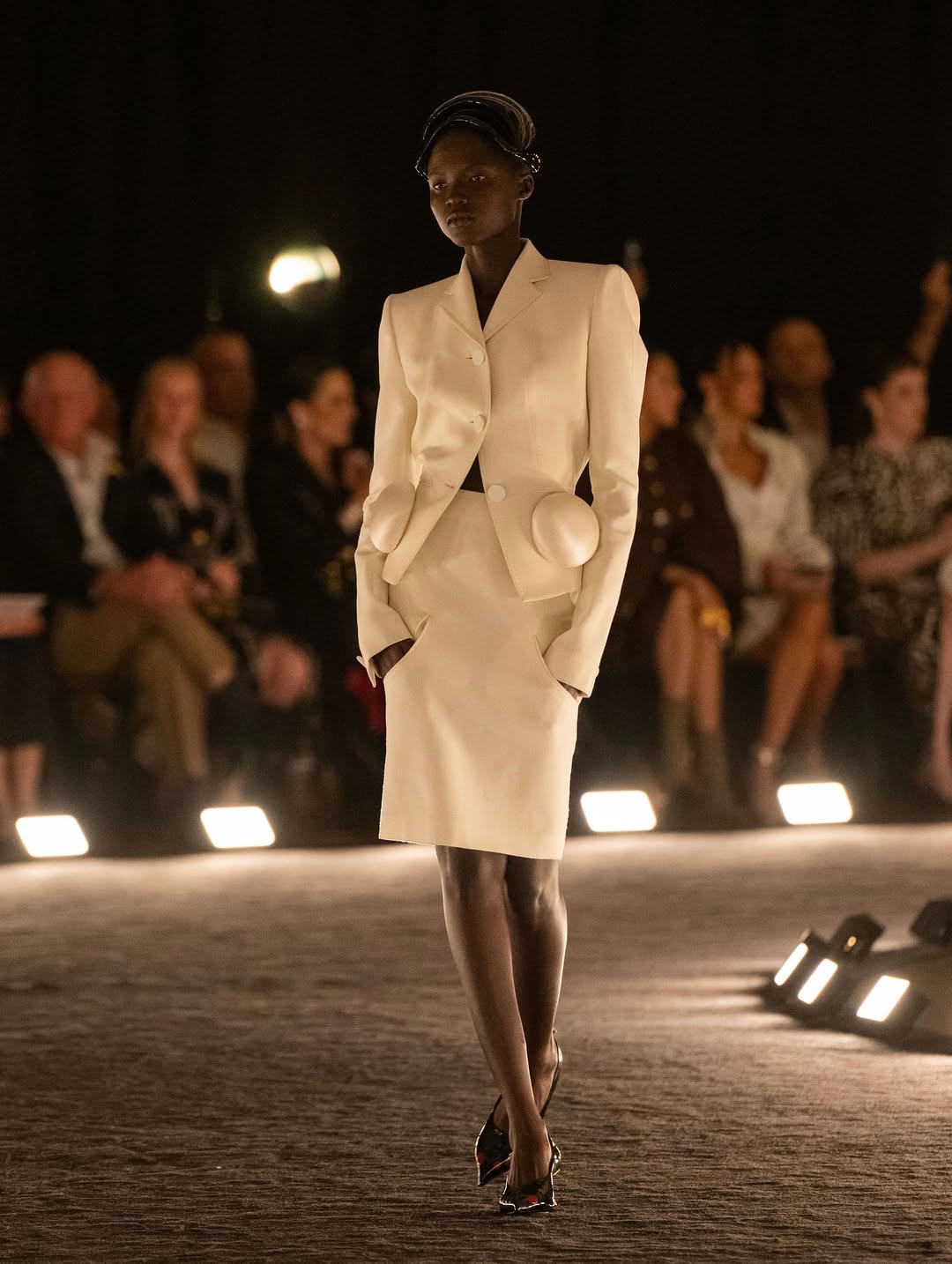 Casting by DM for @schiaparelli by @danielroseberry SS26 Show

@piergiorgio 
@_mariechaix_ 
@guidopalau 
@patmcgrathreal