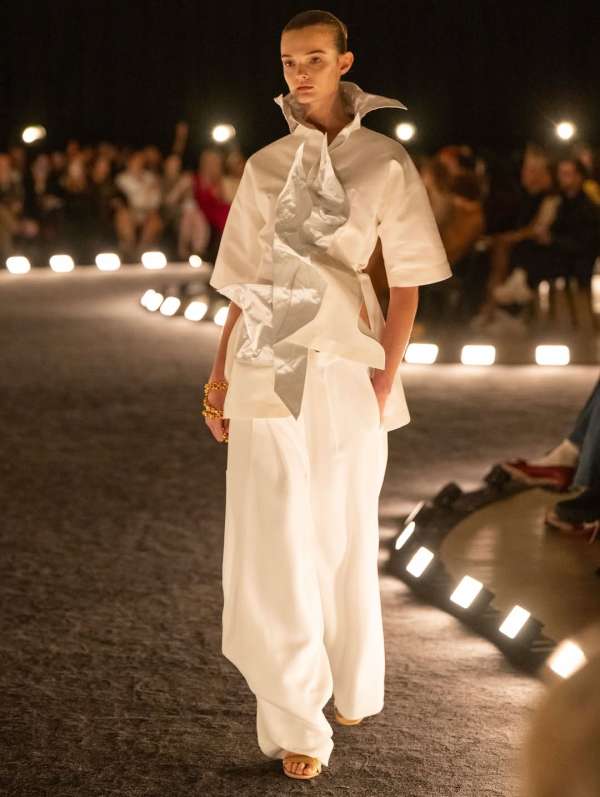 Casting by DM for @schiaparelli by @danielr...