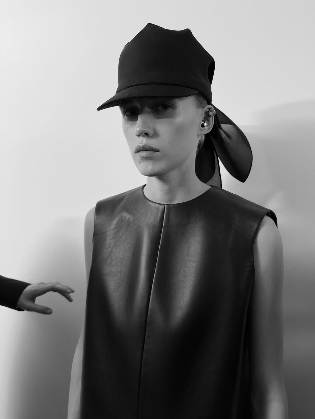 @balenciaga SS26 Show by @pppiccioli 

Casting @piergiorgio @cross_bone_ @evagriavel @_softersoftest_ 

#joemckenna 
@patmcgrathreal 
@guidopalau
@rlvrep