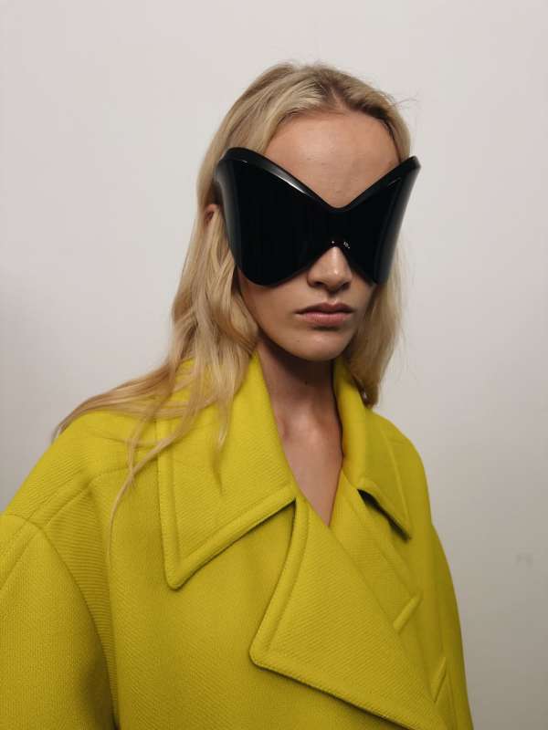 @balenciaga SS26 Show by @pppiccioli 