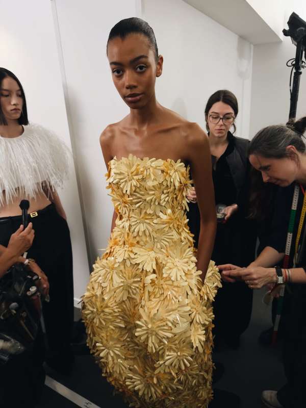 @balenciaga SS26 Show by @pppiccioli 