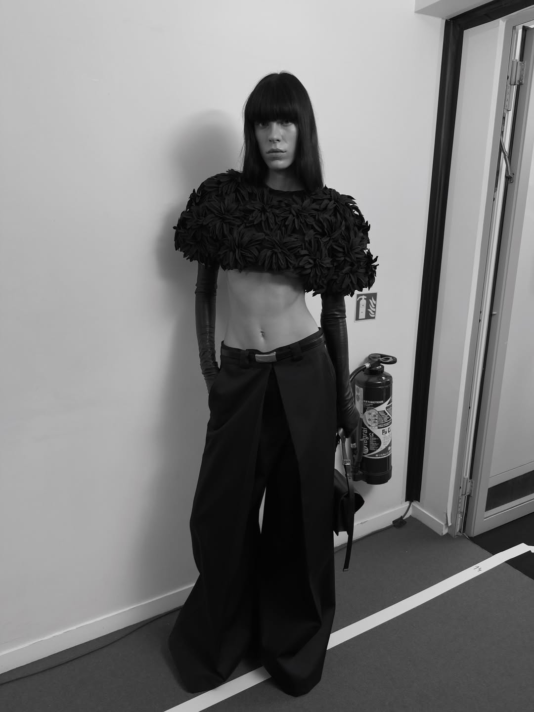 @balenciaga SS26 Show by @pppiccioli 

Casting @piergiorgio @cross_bone_ @evagriavel @_softersoftest_ 

#joemckenna 
@patmcgrathreal 
@guidopalau
@rlvrep