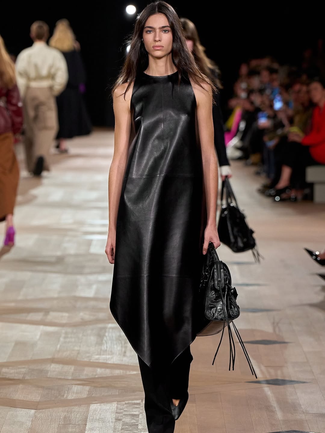 @balenciaga SS26 Show by @pppiccioli 

Casting @piergiorgio @cross_bone_ @evagriavel @_softersoftest_ 

#joemckenna 
@patmcgrathreal 
@guidopalau
@rlvrep