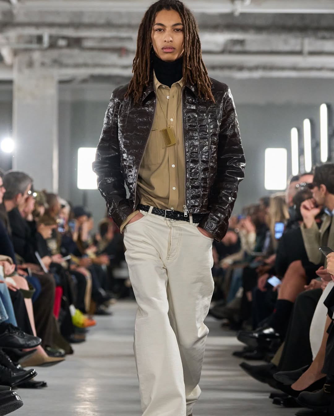 @amiparis fw26 by @alexandremattiussi9 

Casting by @piergiorgio @giuliamassullo @brantreras @marco.rett 

@elodiedavid 
@benjaminmullerhair 
@adrienpinault