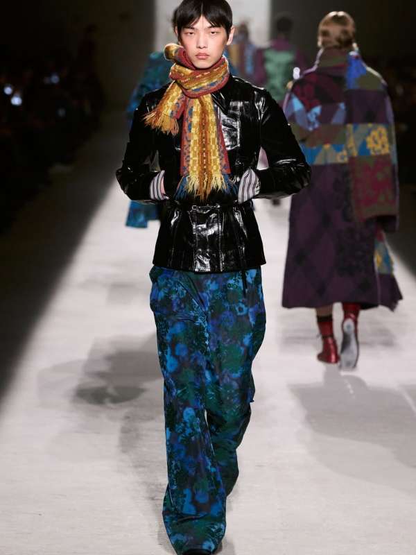 @driesvannoten by @julianklausner 