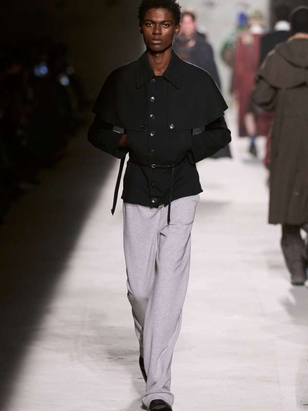 @driesvannoten by @julianklausner 