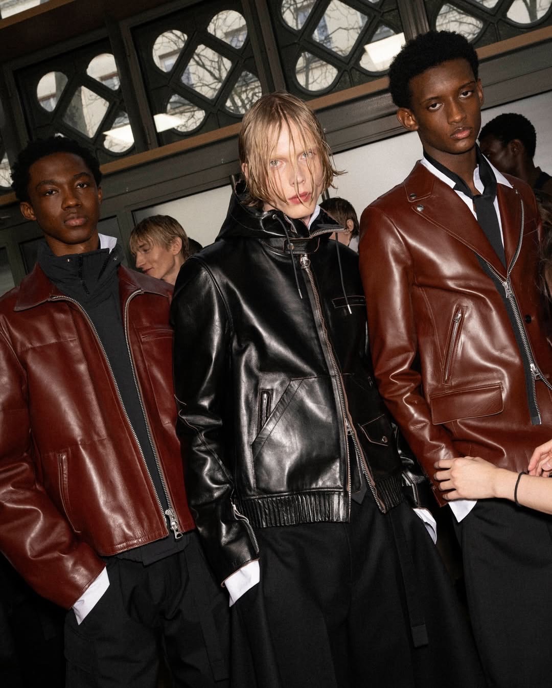 @sacaiofficial fw26 show 

casting by @piergiorgio @helenaballadino @jussivuorenlehto 

#karltempler 
@guidopalau 
@diane.kendal