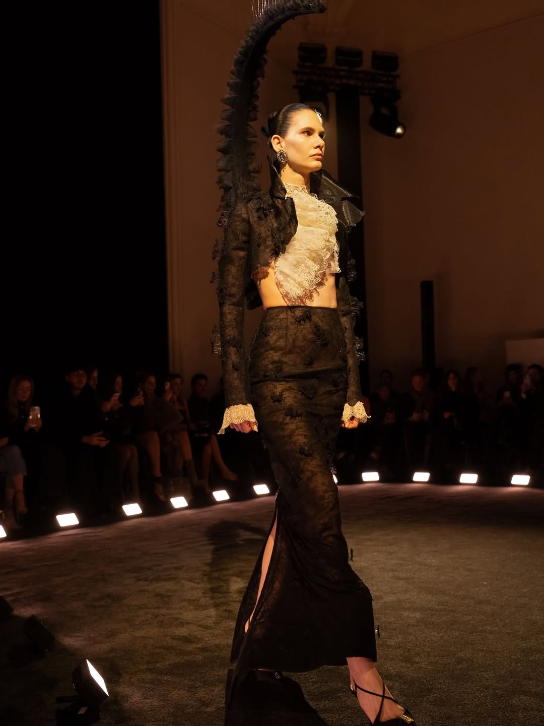 @schiaparelli haute couture spring26 by @danielroseberry 

Casting by @piergiorgio @helenaballadino 

@_mariechaix_ 
@guidopalau 
@patmcgrathreal