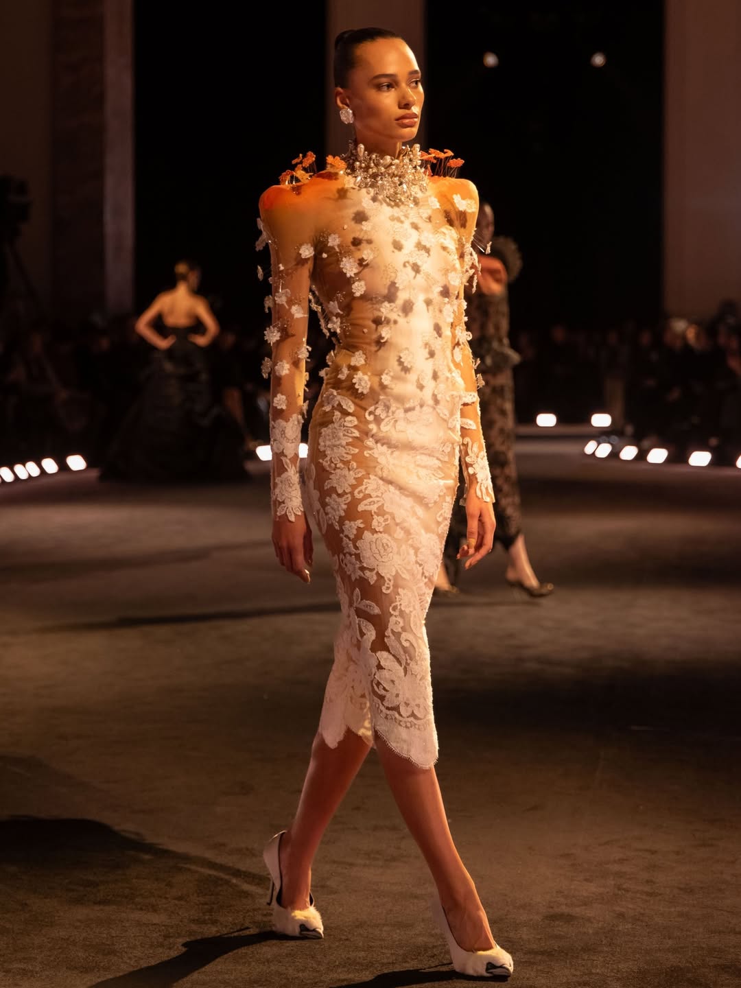 @schiaparelli haute couture spring26 by @danielroseberry 

Casting by @piergiorgio @helenaballadino 

@_mariechaix_ 
@guidopalau 
@patmcgrathreal