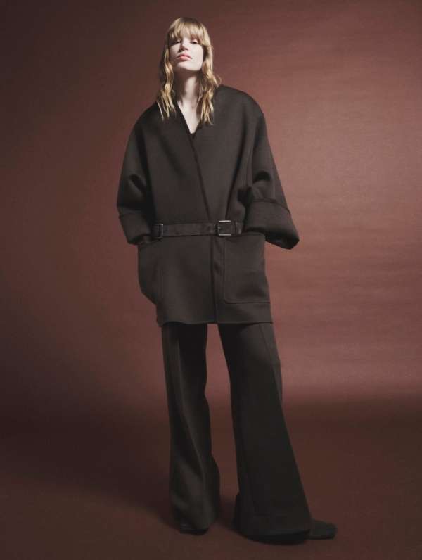 @maxmara fw26 show by @ian_griffiths1 