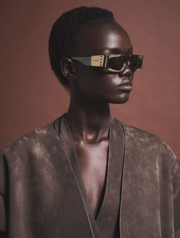 @maxmara fw26 show by @ian_griffiths1 