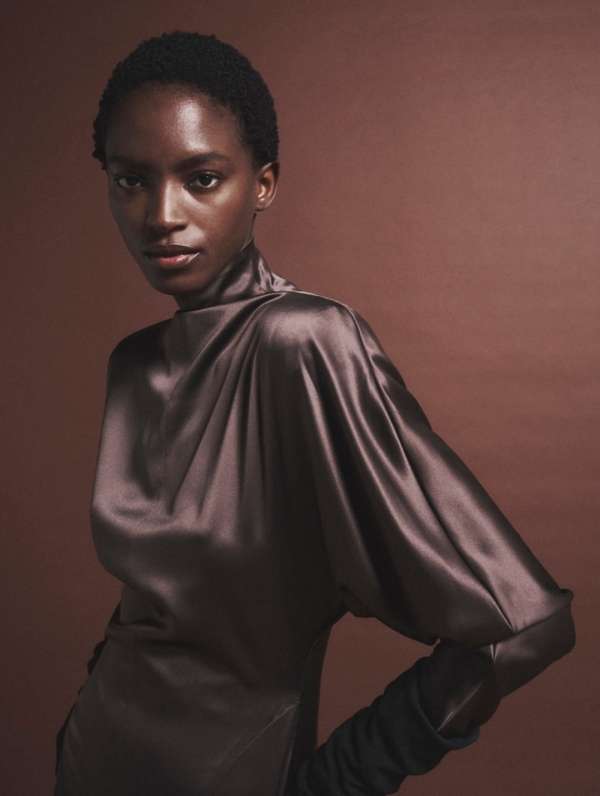 @maxmara fw26 show by @ian_griffiths1 