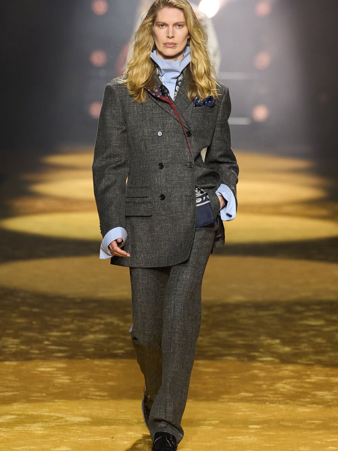 @boss fw26 show by @falcionimarco 

casting by @piergiorgio @clubjuliun @helenaamare @sorokina.dashaa 

@vanessareidofficial 
@hollismithhead 
@yad1m