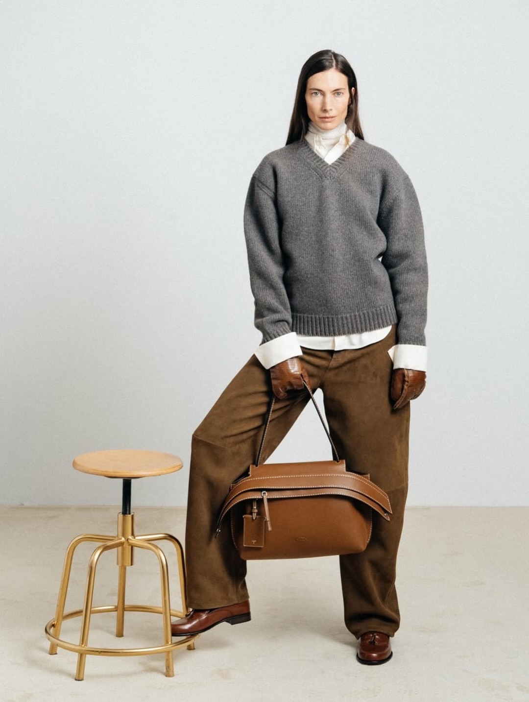 @tods fw26 show by @mt_matteotamburini 

Casting by @piergiorgio @giuliamassullo @ilaidov @headenistic 

#camillanickerson 
@hannah_murray1
@rlvrep