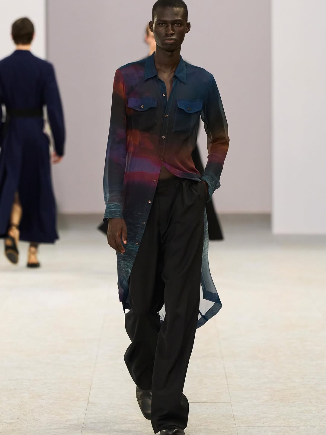 @driesvannoten SS27 Show by @julianklausner 

Casting by @piergiorgio @cross_bone_ @ilaidov @gio_aversa 

@robbiespencer 
@olivierschawalder 
@dickpageface