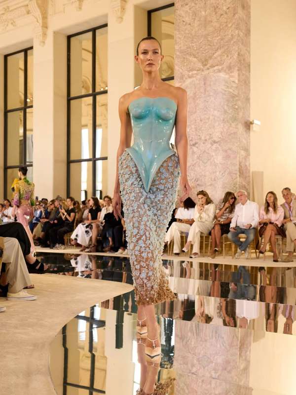 @schiaparelli haute couture by @danielroseb...