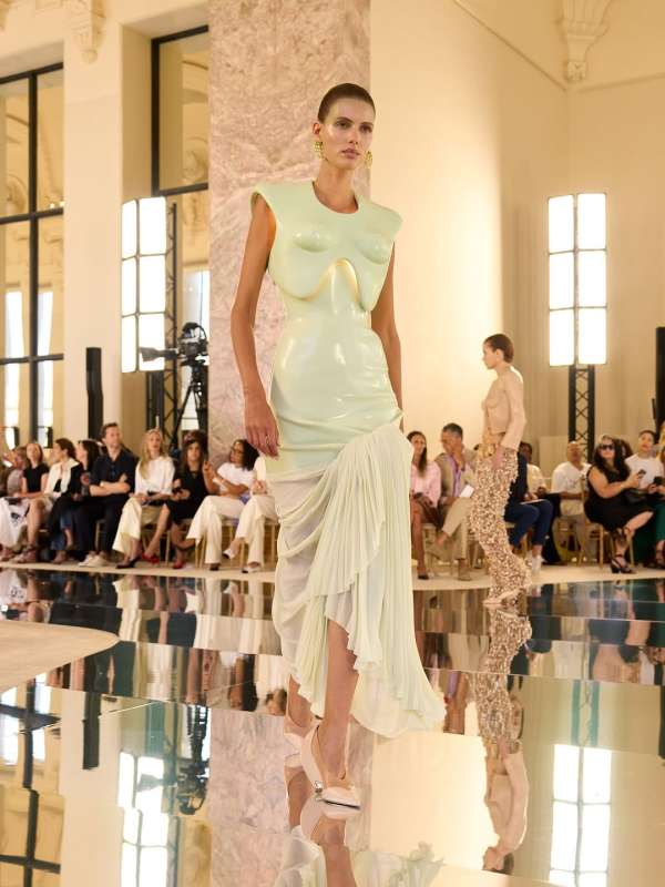 @schiaparelli haute couture by @danielroseb...