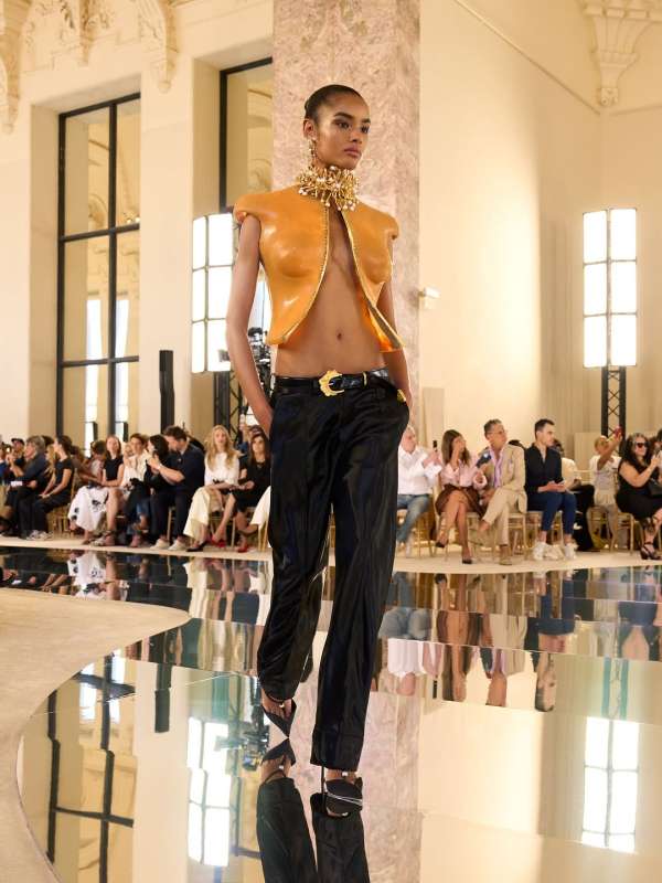 @schiaparelli haute couture by @danielroseb...