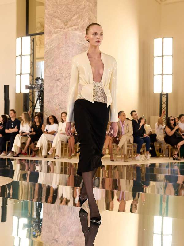 @schiaparelli haute couture by @danielroseb...