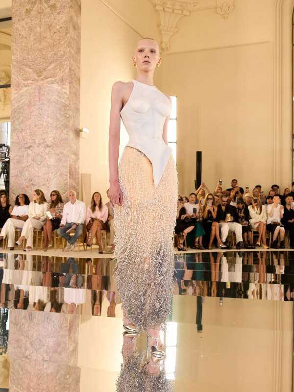 @schiaparelli haute couture by @danielroseb...