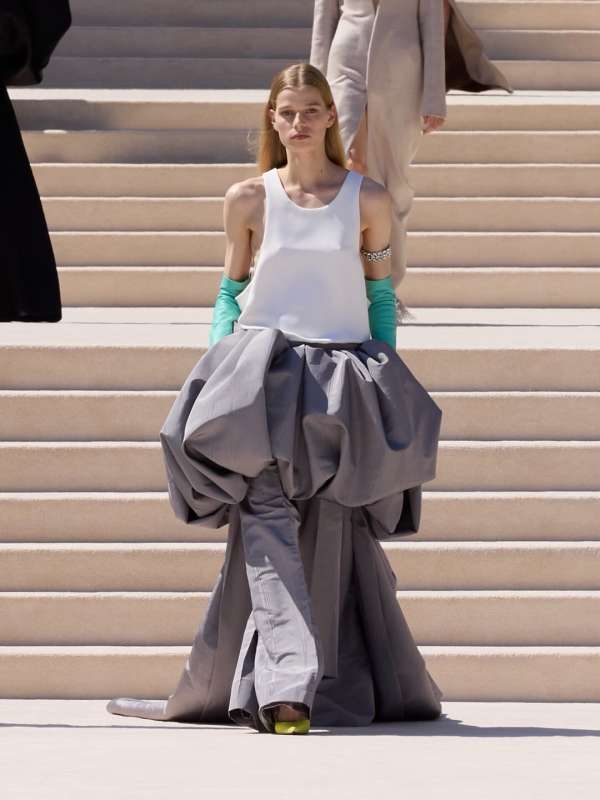 @balenciaga Haute Couture Show by @pppiccio...