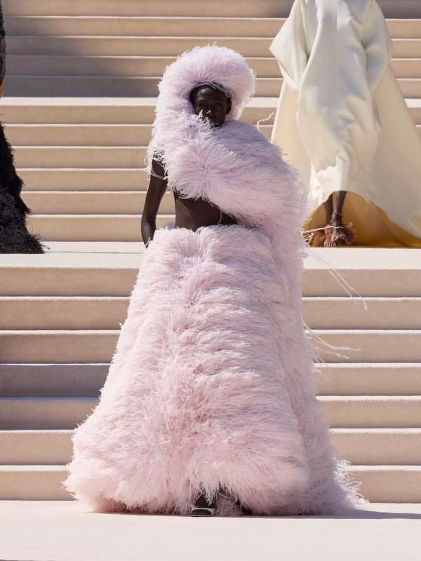 @balenciaga Haute Couture Show by @pppiccio...