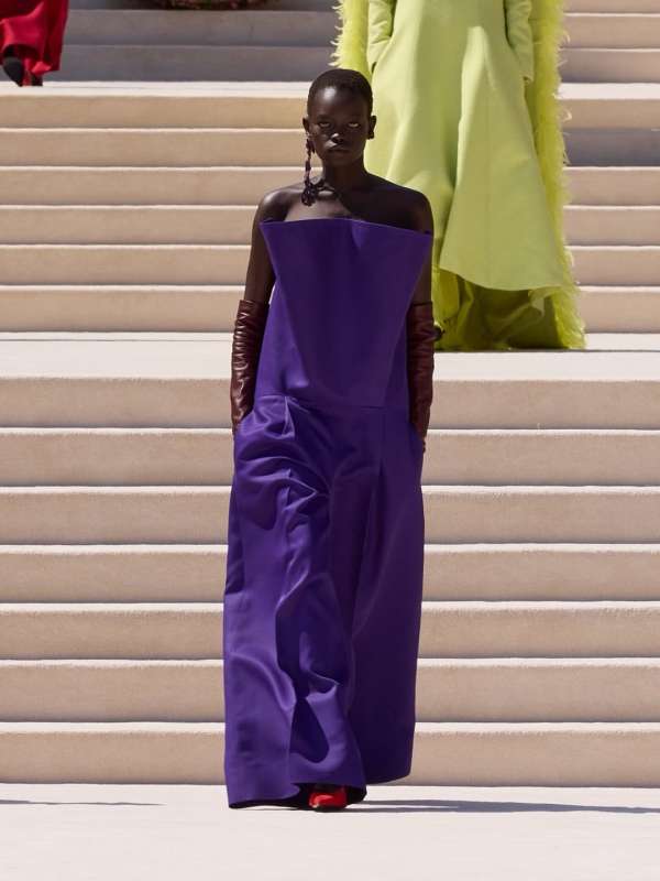 @balenciaga Haute Couture Show by @pppiccio...