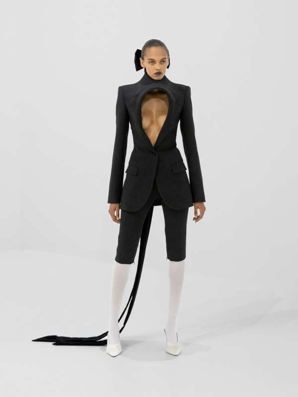@jeanpaulgaultier hate couture show by @dur...