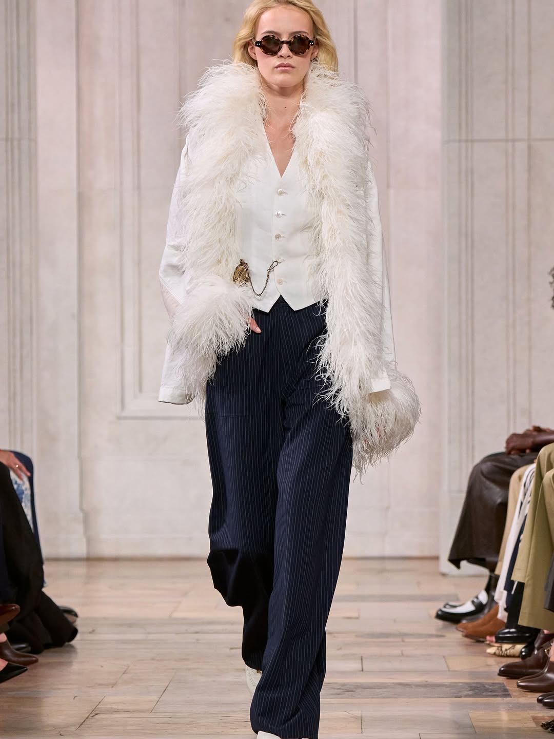 @ralphlauren ss27 show

casting by @piergiorgio @giuliamassullo @marco.rett @helenaamare 

@guidopalau 
@diane.kendal