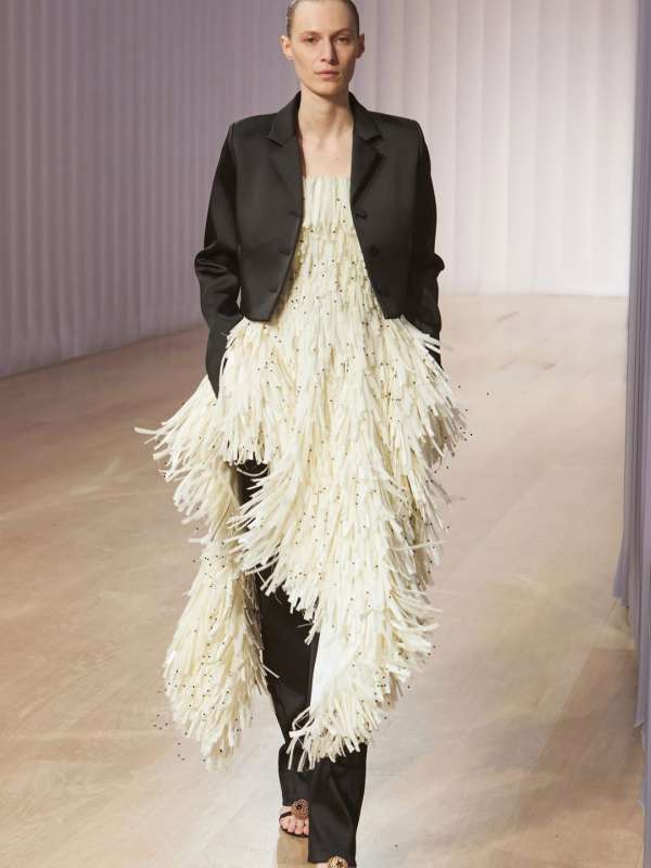 @simkhai ss27 show by @jonathansimkhai 