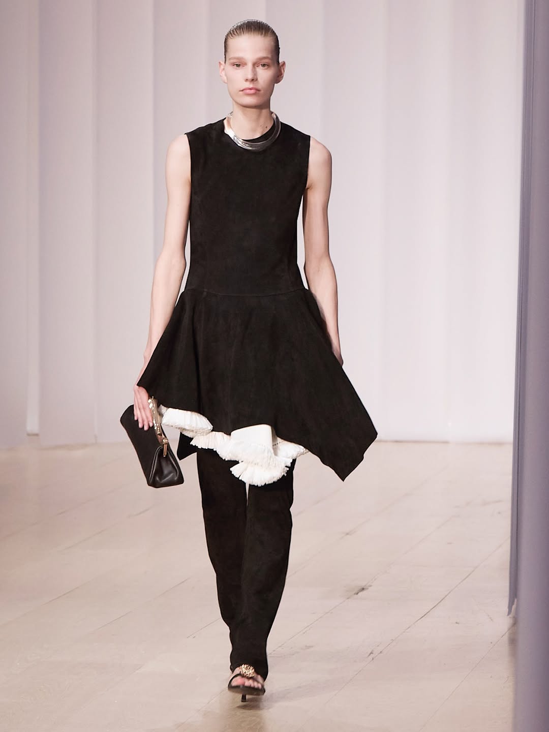 @simkhai ss27 show by @jonathansimkhai 