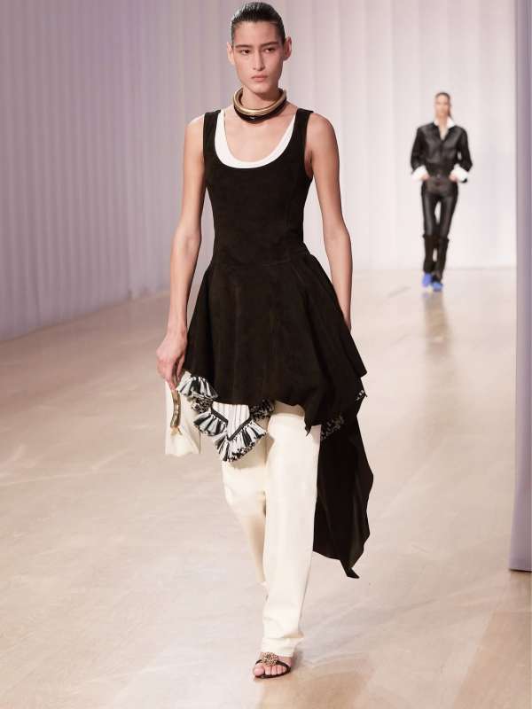 @simkhai ss27 show by @jonathansimkhai 