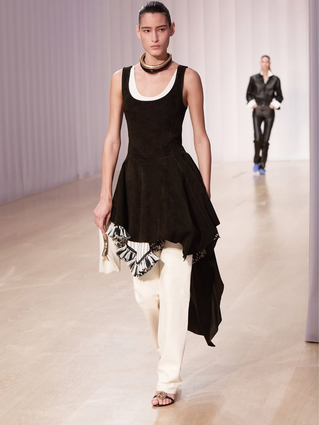 @simkhai ss27 show by @jonathansimkhai 