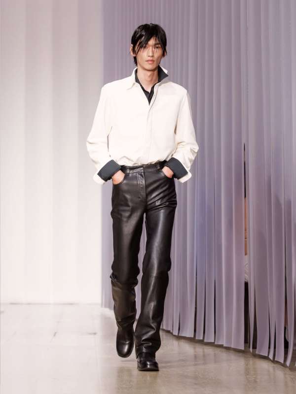 @simkhai ss27 show by @jonathansimkhai 
