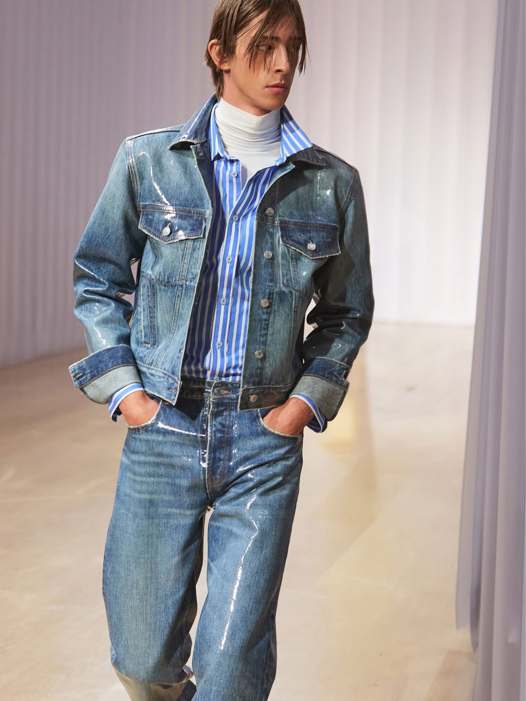 @simkhai ss27 show by @jonathansimkhai 

casting by @piergiorgio @jussivuorenlehto @headenistic 

#camillanickerson
