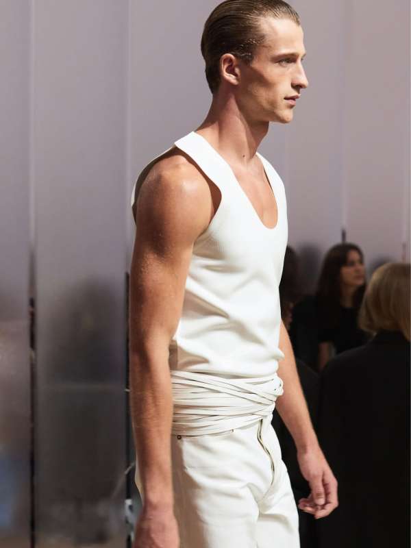 @simkhai ss27 show by @jonathansimkhai 