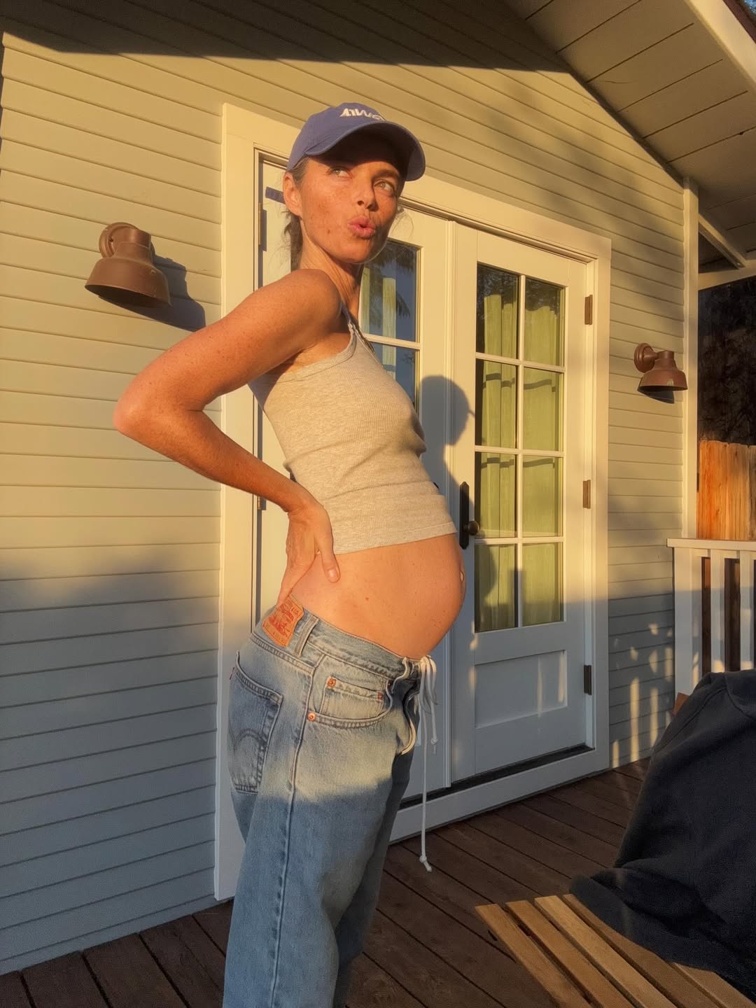 <a href="/monroe-alvarez">Monroe Alvarez</a> <span style="text-transform: none; white-space: nowrap;">Dec. 25</span>