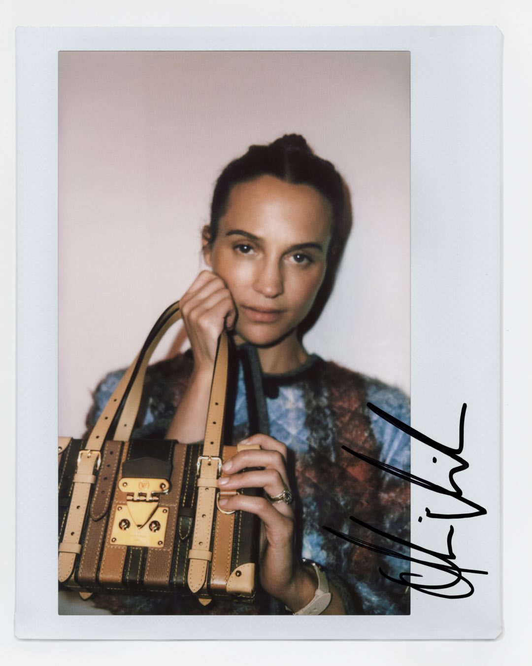 @louisvuitton Cruise 2027
@chaseinfiniti @hoooooyeony #CateBlanchett #AliciaVikander @anna.r.b.lambe @ellarubin1 @emmalaird 
Retouching by us @dtouchcreative