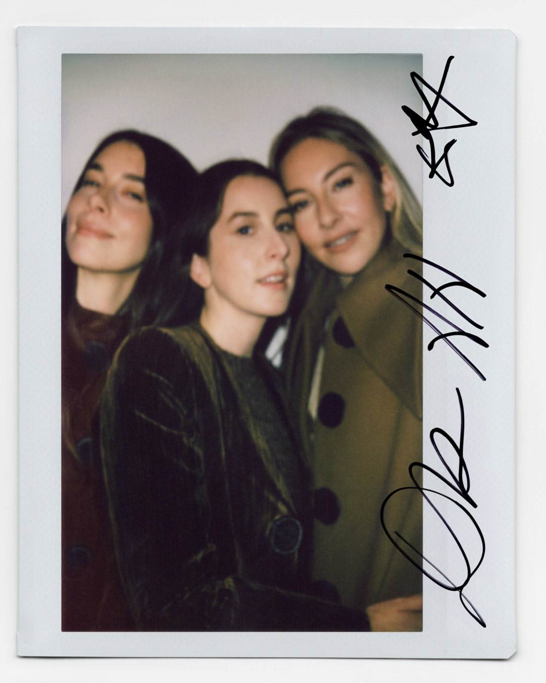 @louisvuitton Cruise 27 featuring @yong.lixx @estehaim @daniellehaim @alanahaim @haimtheband @yifei_cc @chloessevigny @ava @a_akari1219 @emilylind with retouching by us @dtouchcreative