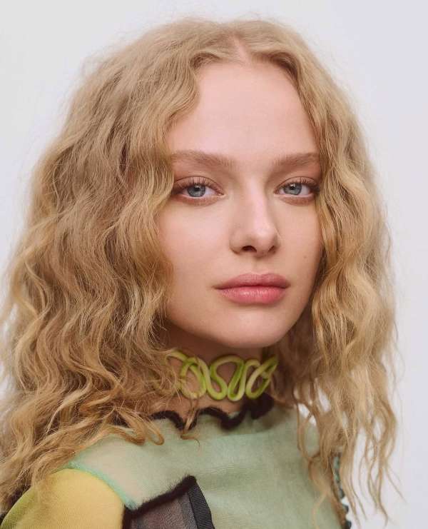 @louisvuitton Cruise 2027 runway with beaut...
