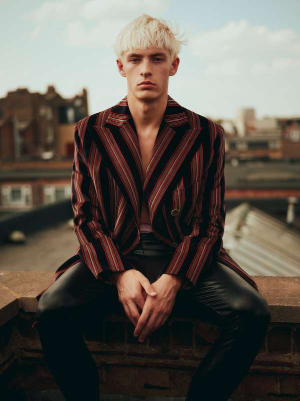 @bazaarfrance HOMME photographed by @ethanj...