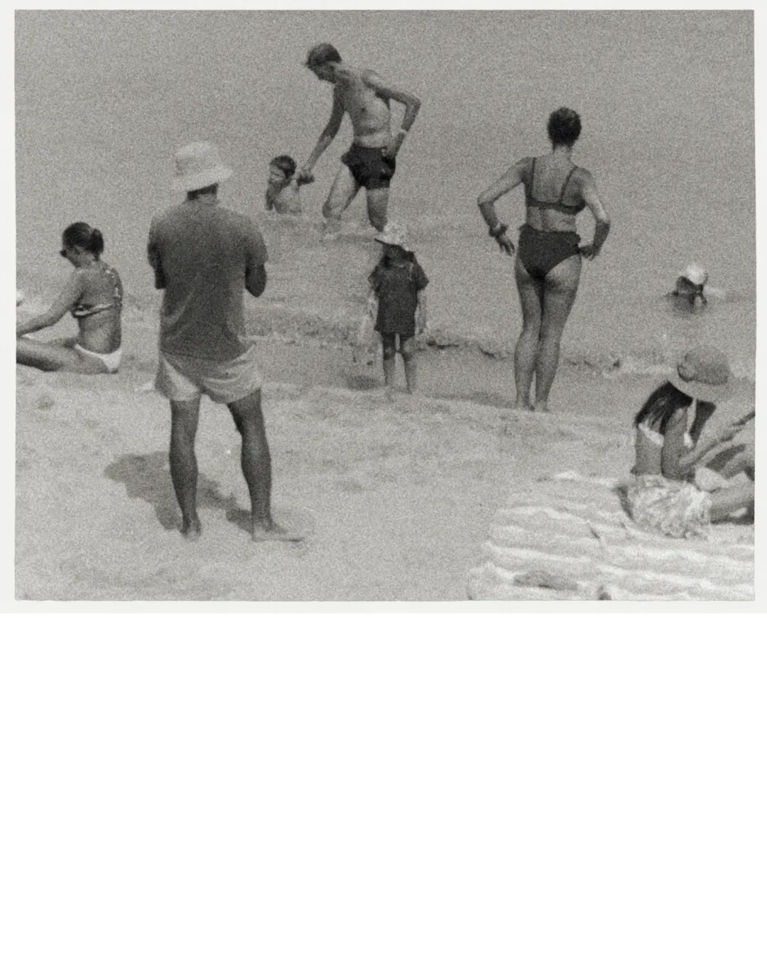 Agnes Lloyd-Platt Dec. 25