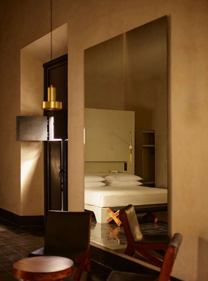 Fernando Marroquin X Hotel Sevilla