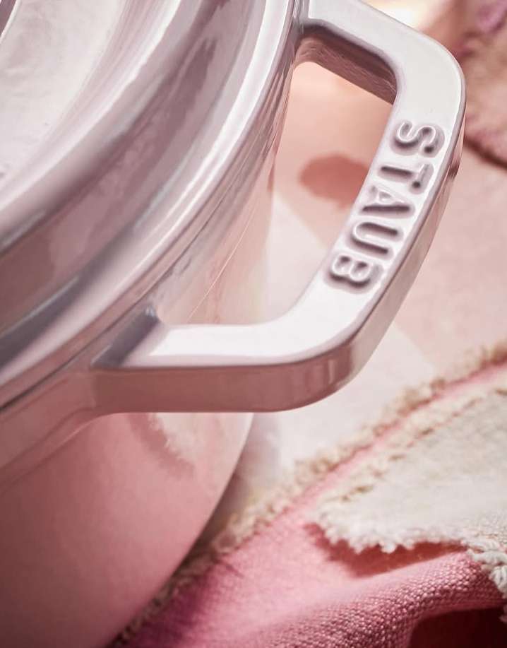 Staub USA |  Jun. 26