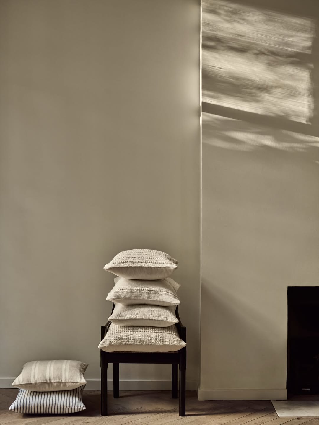 <a href="/emma-lee">Emma Lee</a> X The White Company <span style="text-transform: none; white-space: nowrap;">Sep. 25</span>