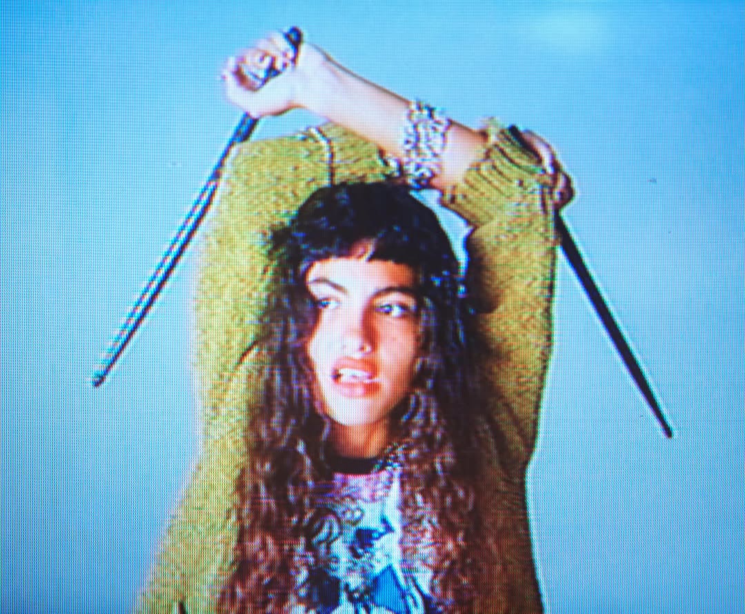 slider image