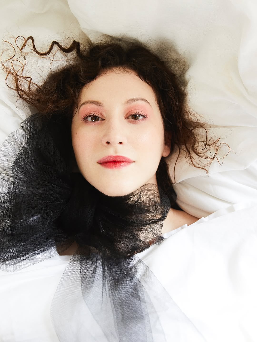 FEMALE GAZE NE 03/06/26