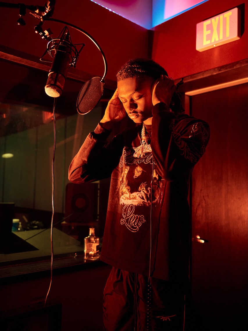 Eric Ogden X Babyfxce E for Esquire Jun. 26